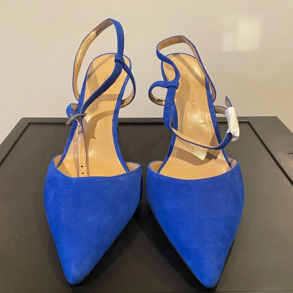 Banana Republic Royal Blue Suede Heels. Size 8.5 - Picture 1 of 3